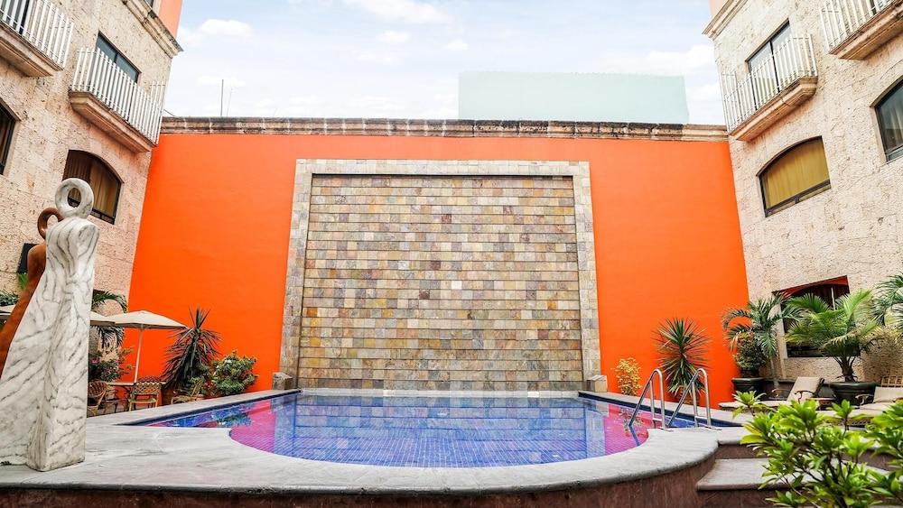 Hotel Celta Zapopan Eksteriør bilde