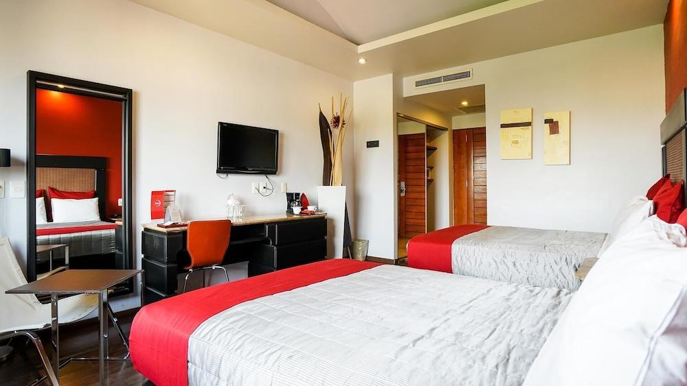 Hotel Celta Zapopan Eksteriør bilde