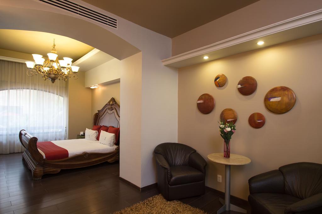 Hotel Celta Zapopan Eksteriør bilde